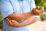 6 manières de gérer le tennis elbow et la tendinite du golfeur - CCA